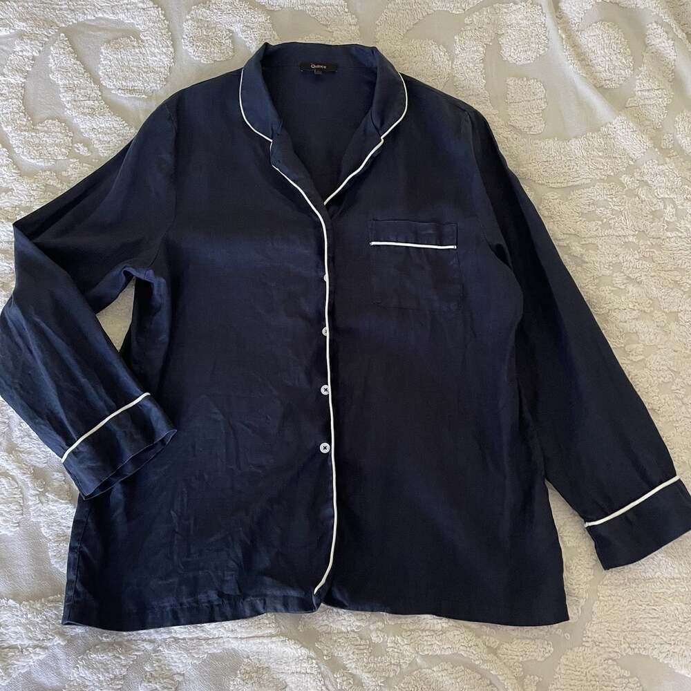 Quince Coastal Linen Pajama Top Women M Navy Blue Long Sleeve Contrast Piping